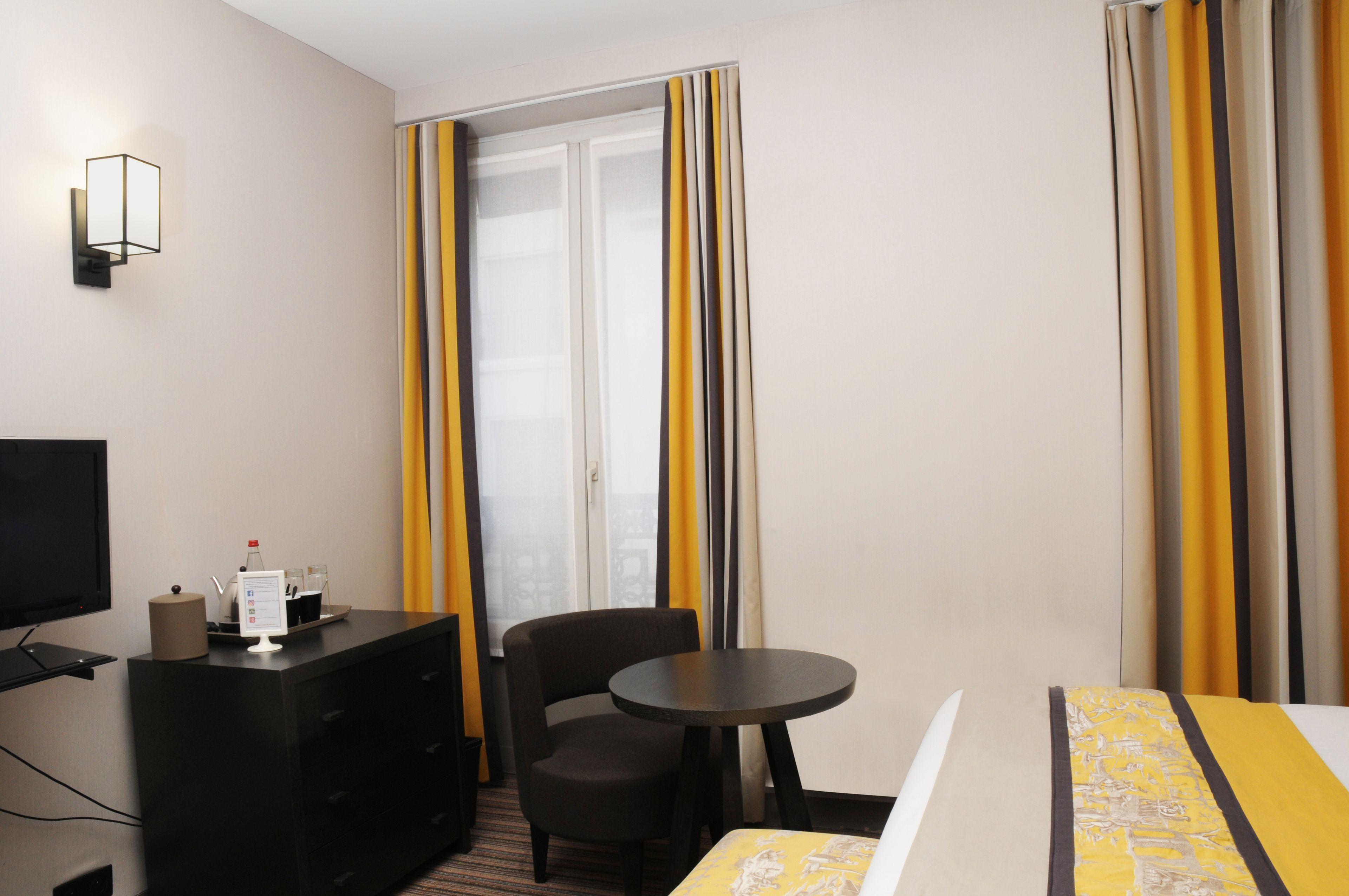 Hotel France D'antin Opéra Parigi